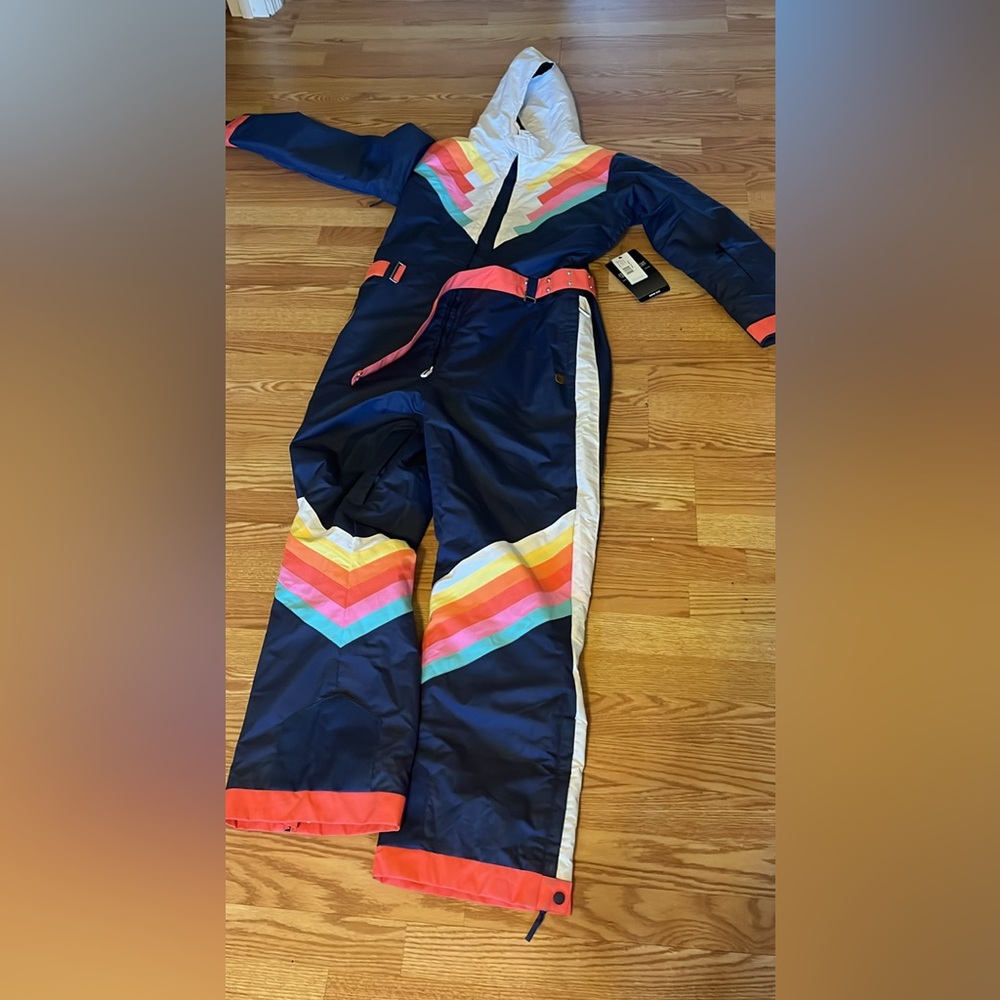 Women’s XL tipsy elves snow suit NWT